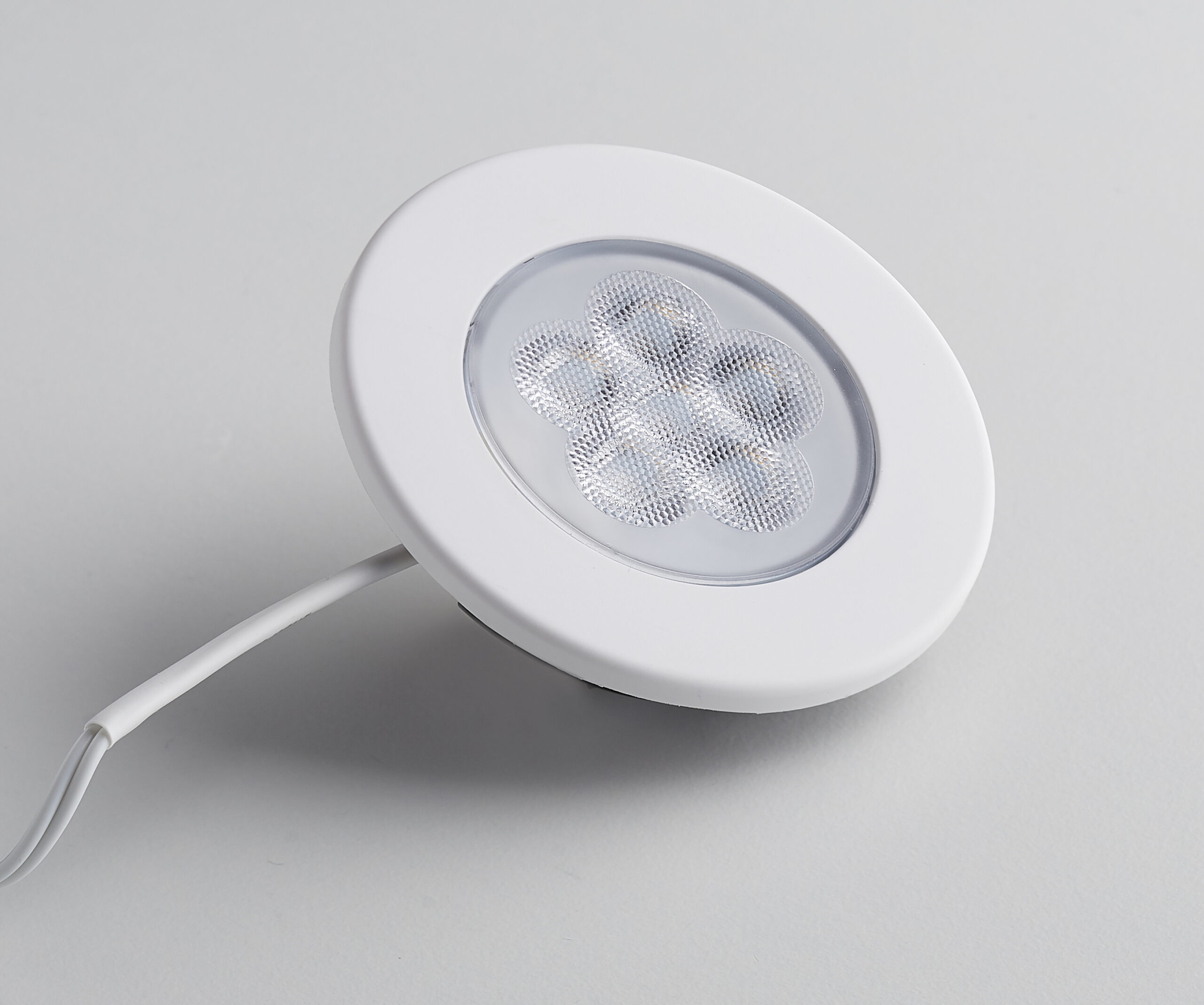 Šviestuvo LEDI apdaila (balta/juoda)